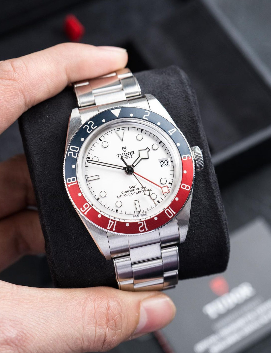 TUDOR BLACK BAY GMT PEPSI