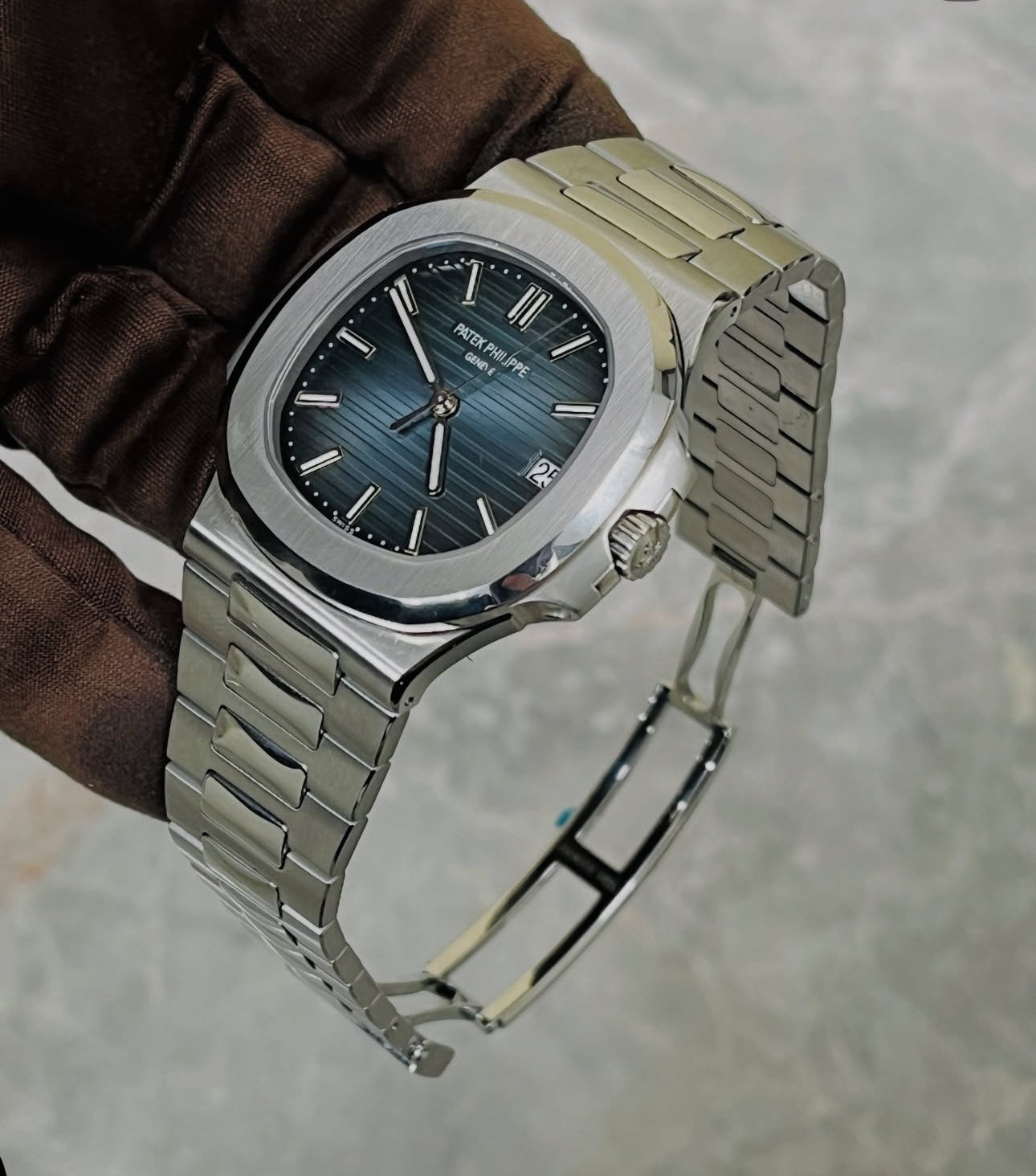 PATEK PHILIPPE NAUTILUS OCEAN BLUE