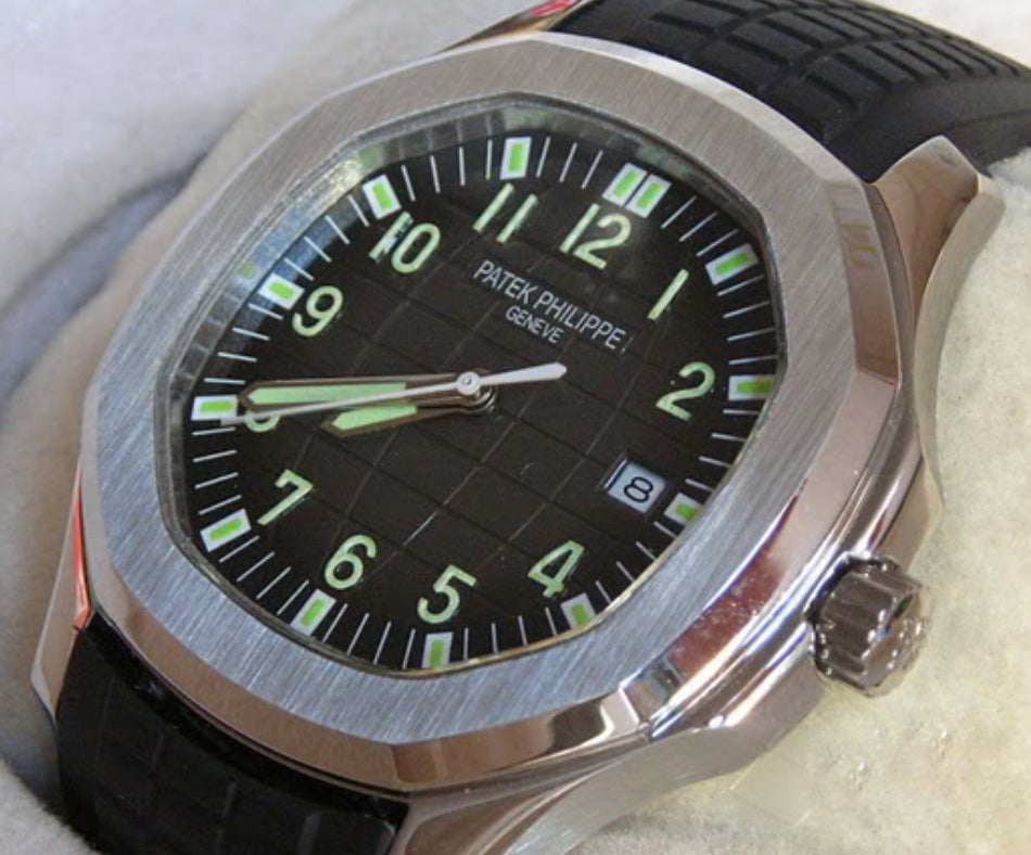 PATEK PHILIPPE AQUANAUT BLACK DIAL