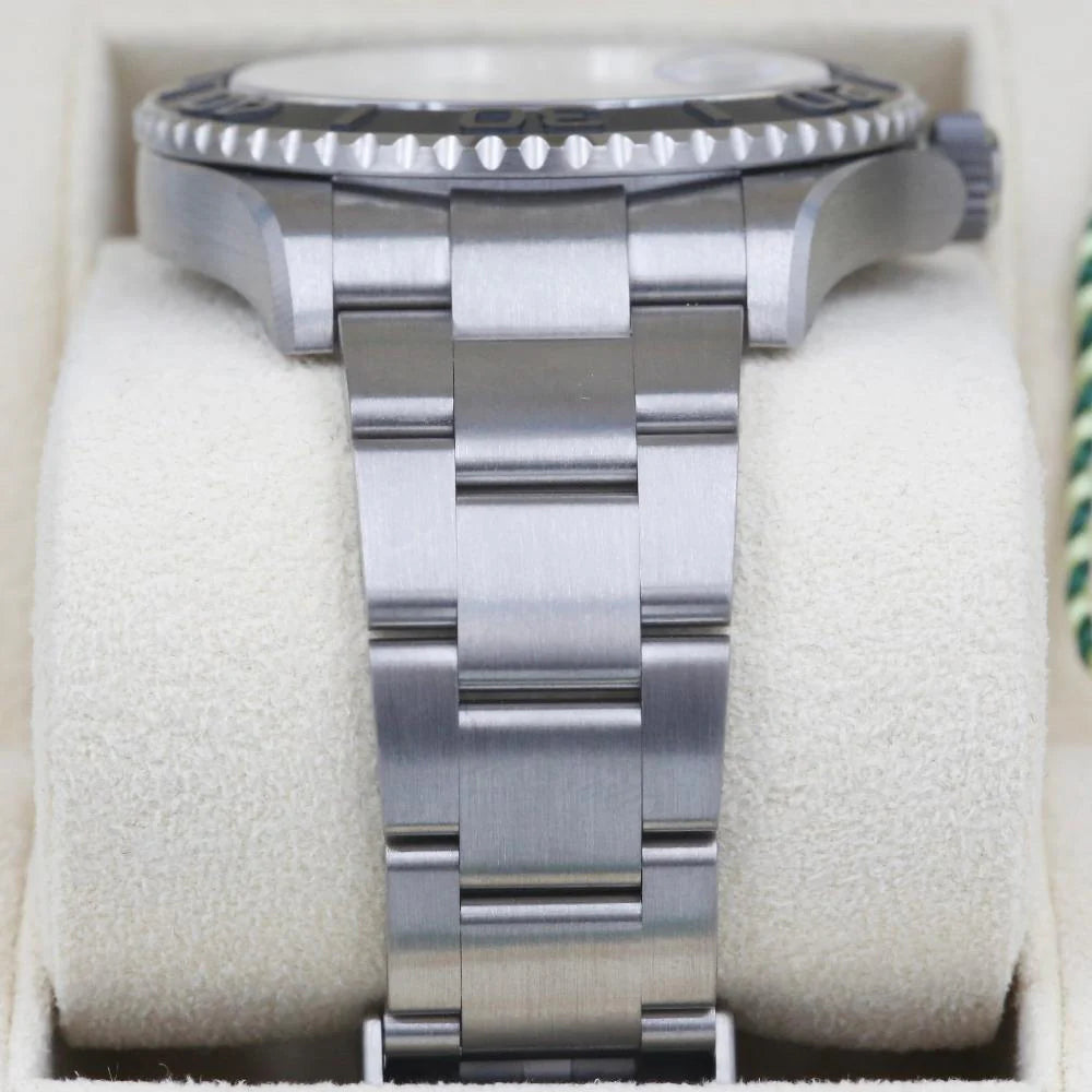 ROLEX YACHT-MASTER TITANIUM