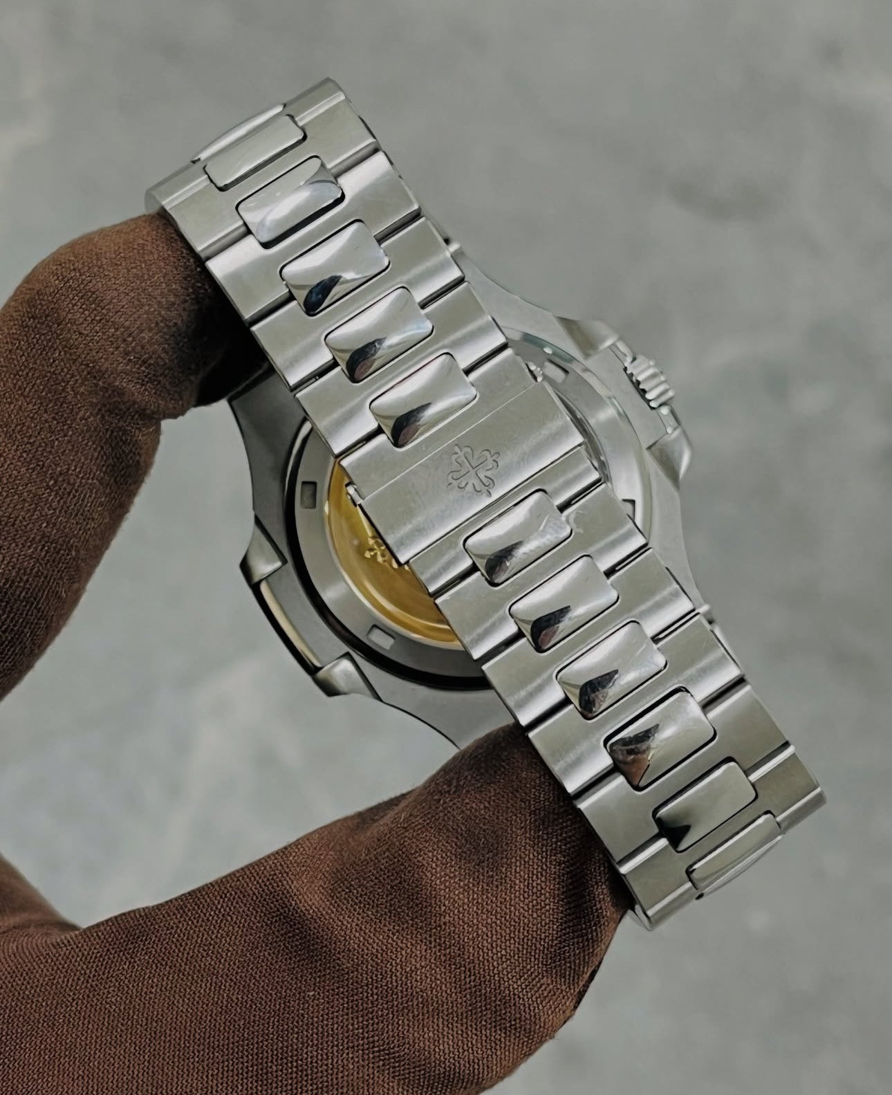 PATEK PHILIPPE NAUTILUS OCEAN BLUE