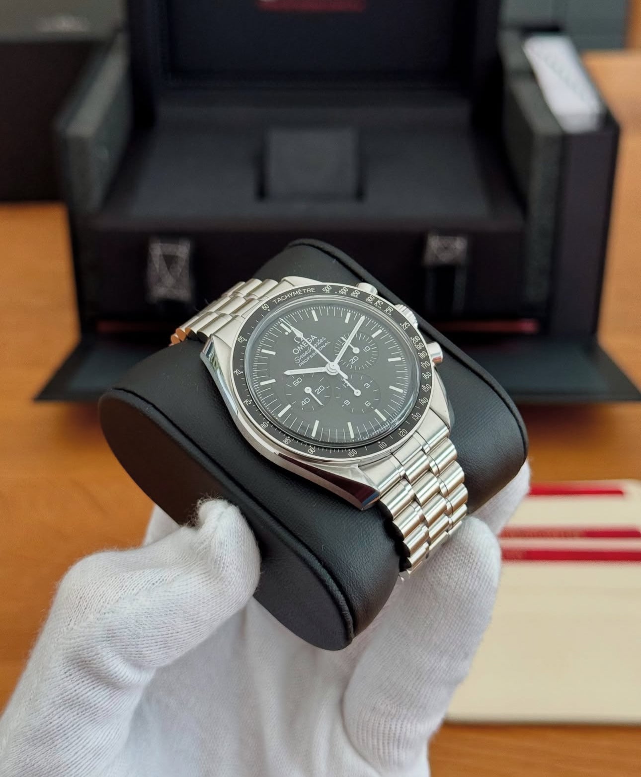 OMEGA SPEEDMASTER BLACK