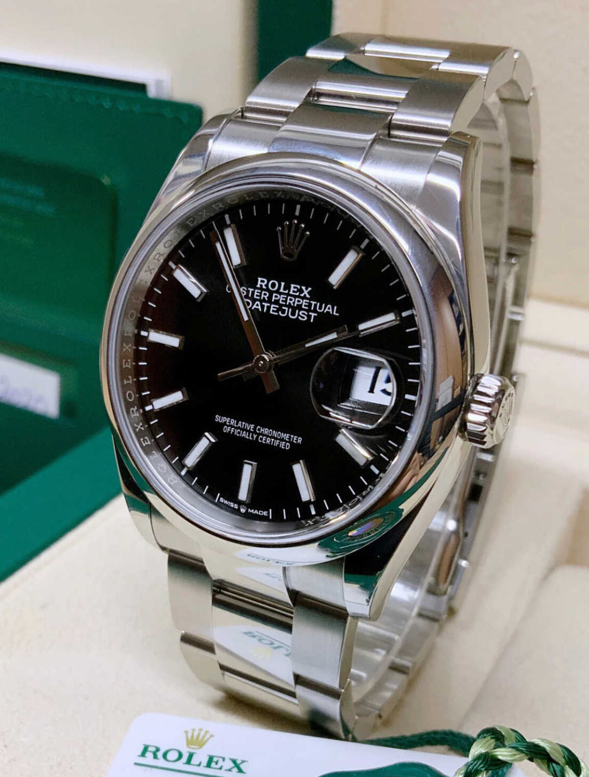 ROLEX DATEJUST OYSTER BLACK DIAL