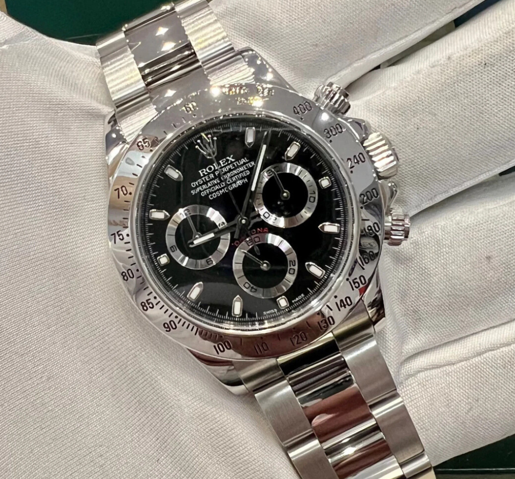 ROLEX DAYTONA BLACK DIAL