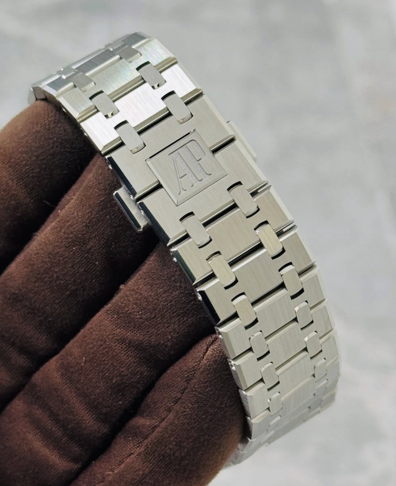 AUDEMARS PIGUET ROYAL OAK DEEP BLUE