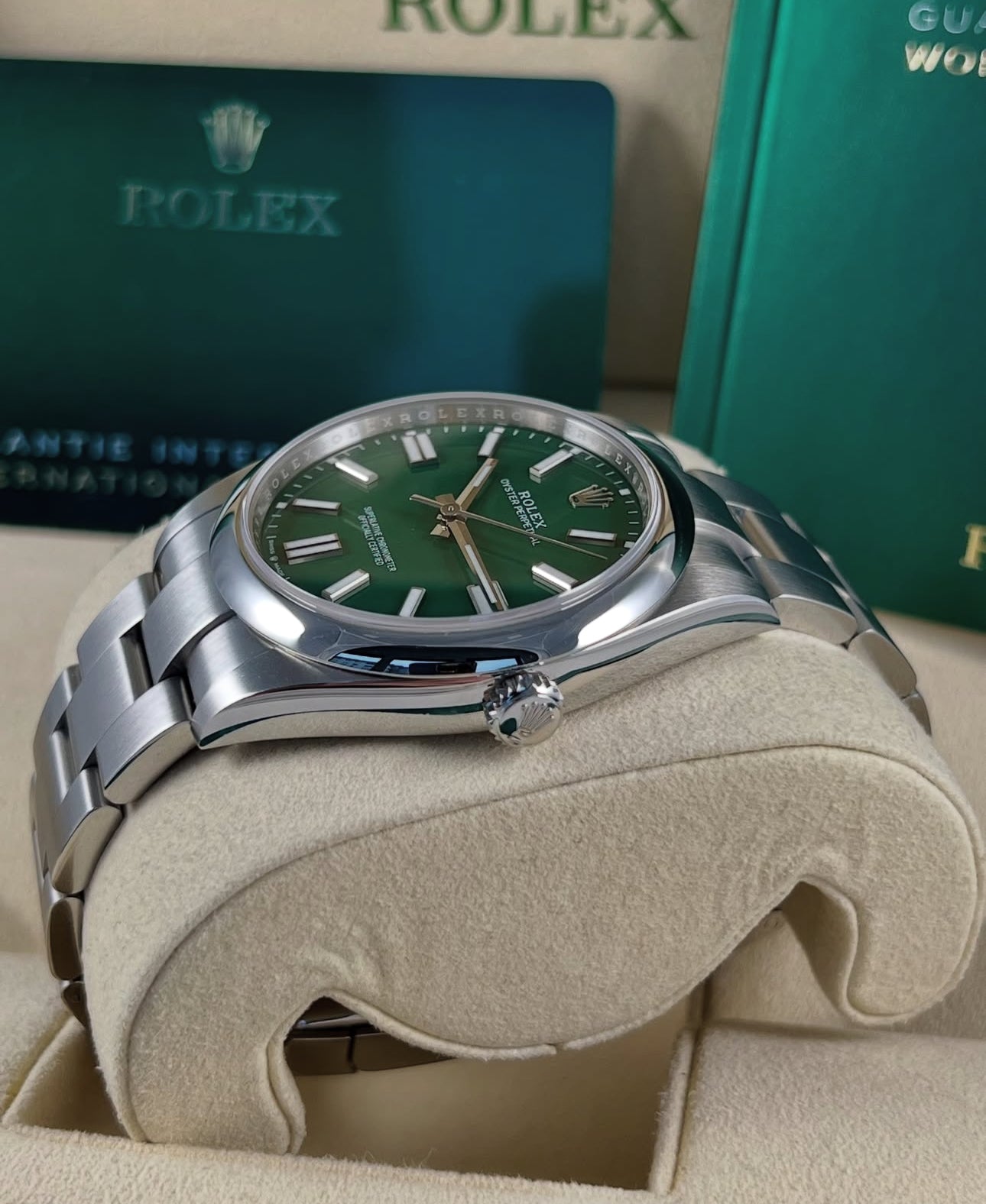 ROLEX OYSTER PERPETUAL GREEN