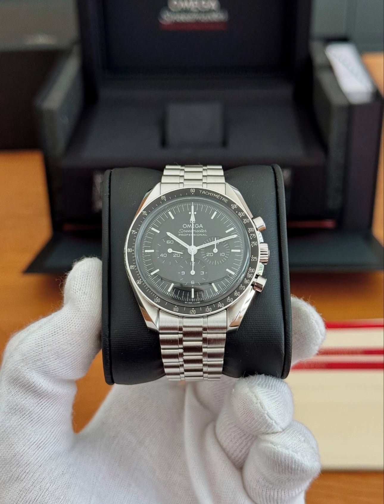 OMEGA SPEEDMASTER BLACK