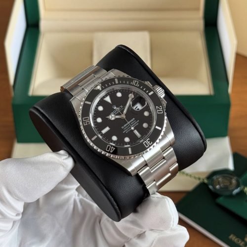 ROLEX SUBMARINER DATE